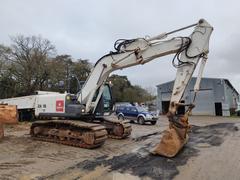 Picture of the Hitachi ZX 180 LC-3 with 2 buckets