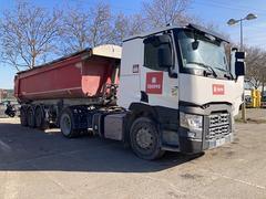 Picture of the Renault T 440 with Schmitz SGF S3 tipper semi-trailer 